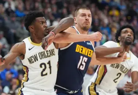 Jokičs turpina "triple-double" sēriju, "Lakers" izsēž +20 un piedzīvo sāpīgu kritumu