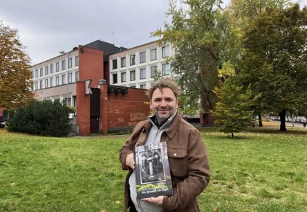 Juris Millers atklāj Rīgas aizmirstās kapsētas jaunā grāmatā