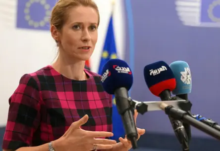 Kallasa nosoda Putina iespējamo vizīti Ungārijā; ES ministri skeptiski par Trampa miera iniciatīvu