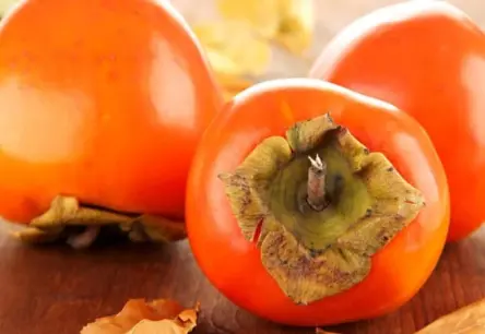 Kāpēc rudenī ikdienā jābauda gardā hurma? Vairāk nekā vienkārši našķis!