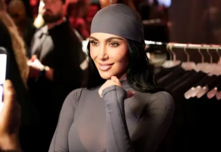 Kima Kardašjana atklāj tetovējumu negaidītā un sāpīgā vietā