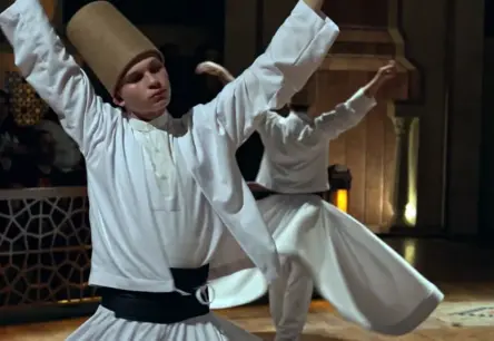Konjas sirds: Vēsture, Rumi un Virpuļojošie Derviši