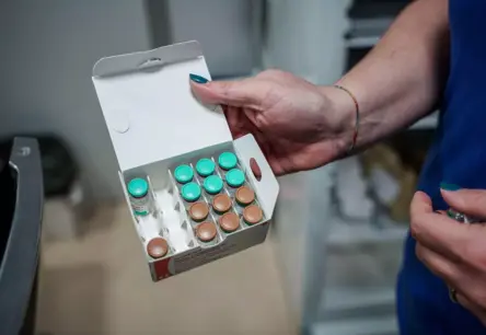 Kovida vakcīnas un redze: Vai satraucošajiem virsrakstiem ir pamats? "Re:Check" atmasko mītus