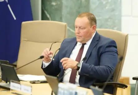 Kozlovskis skaidro, kāpēc nevar uzraudzīt Bauskas suņu nošaušanas kriminālprocesu