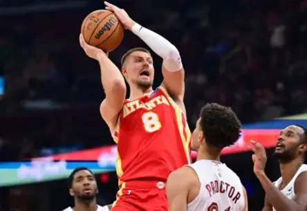 Kristaps Porziņģis iekļūst vēsturē ar pirmo "double-double" šosezon pret "Cavaliers"