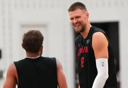Kristaps Porziņģis un "Hawks" gatavi atkārtot NBA rekordu jaunajā sezonā