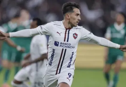 LDU Quito sakauj Palmeiras ar 3:0 Copa Libertadores pusfinālā