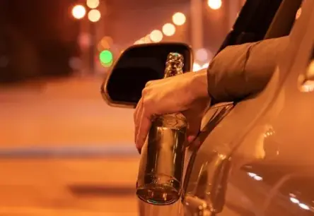 Labības Laukā Apturēts Dzērājšoferis: Jāņu Rītā Stelpē Bezatbildība Satiekas ar Likuma Dūri