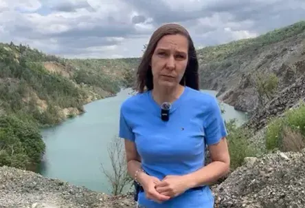 Lamatas vai iespējas: Ukrainas iedzīvotāji un uzņēmēji vērtē stratēģisko vienošanos ar ASV par dabas resursiem