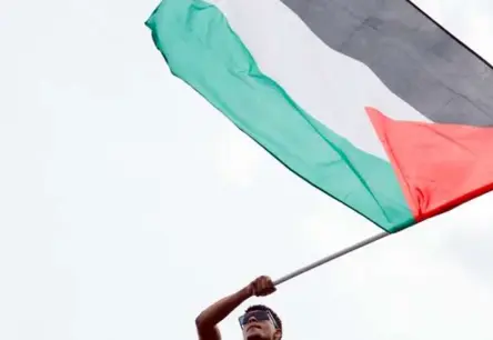 Latvija turas pie divu valstu principa, bet Palestīnu pagaidām neatzīst