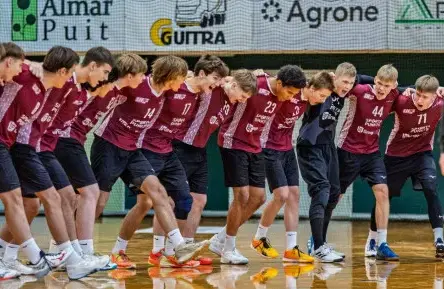 Latvijas U18 handbolisti pārspēj Kipru Eiropas čempionāta kvalifikācijas turnīrā