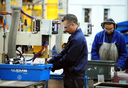 Latvijas apstrādes rūpniecības apjomi septembrī sasniedz trīs gadu augstāko līmeni