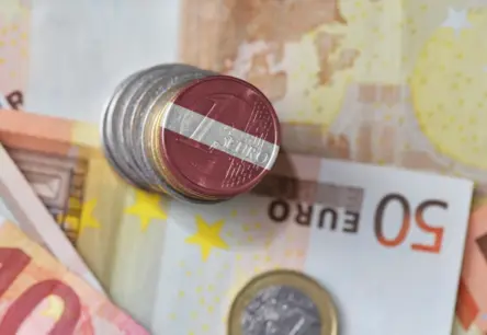 Latvijas budžeta dilemmas: 5,6 miljardi aizsardzībai, bet vai valsts parāds noēd sociālo jomu?