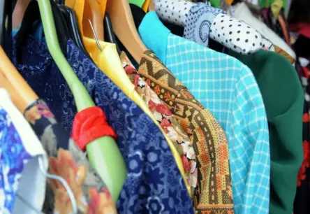 Latvijas mazumtirdzniecībā satraucošs kritums: patērētāju piesardzība bremzē ekonomikas atjaunošanos