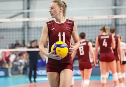 Latvijas volejbola izlases kapteine Paula Nikola Ņečiporuka pievienojas Francijas virslīgas jaunpienācējai "Saint-Die-des-Vosges"