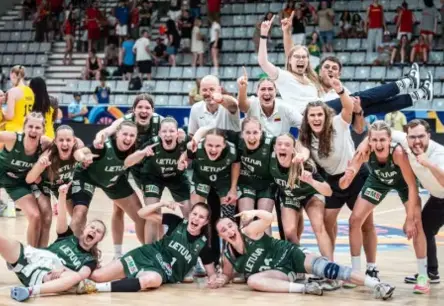 Lietuvas U20 basketbolistes izrauj pagarinājumu un sasniedz Eiropas čempionāta finālu
