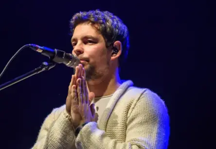 Lietuviešu mūzikas sensācija "Daddy Was A Milkman" decembrī sniegs koncertu Rīgā