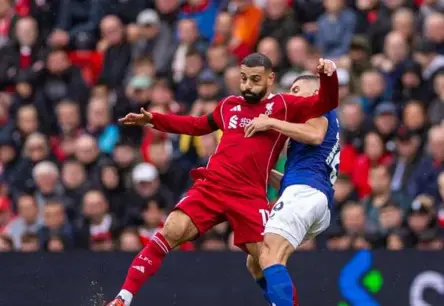 “Liverpool” turpina dominēt: pārliecinoša uzvara derbijā pret “Everton” nodrošina vadību līgā