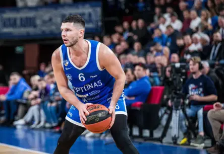 Lomažas 25 punktu šovs nodrošina "Neptūnas" uzvaru Eirokausā