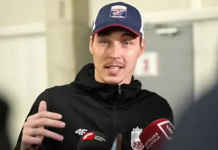 Merzļikins uzsāk NHL sezonu kā rezervists: Grīvs iegūst priekšroku Kolumbusas "Blue Jackets"