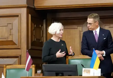 Mieriņa aicina ES uz steidzīgāku rīcību iesaldēto Krievijas līdzekļu konfiscēšanā