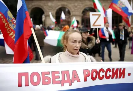 Mīts par Mūžīgajiem Uzvarētājiem: Bīstama Ilūzija, Kas Aptur Izaugsmi un Kropļo Realitāti