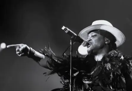 Mūžībā aiziet soulmūzikas leģenda D'Andželo