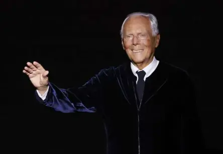 Mūžībā devies modes gigants Džordžo Armāni 91 gada vecumā, atstājot neizdzēšamu elegances mantojumu