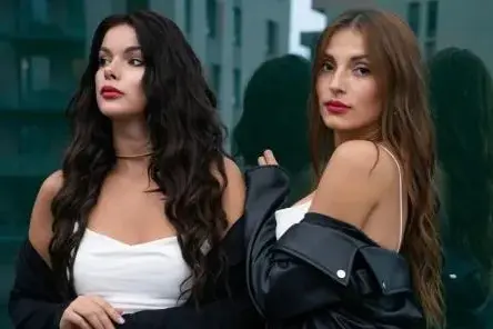 Mūzikas duets "De Mantra" iedrošina ticēt sev ar jauno dziesmu "Let Them"