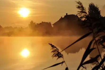 Nedēļas nogalē Latvijā gaidāms pēdējais rudens siltums līdz +25 grādiem, nākamnedēļ kļūs vēsāks