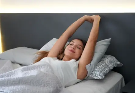 Neēdiet saldumus pirms gulētiešanas: kā tas uzlabo miegu un smadzeņu darbību