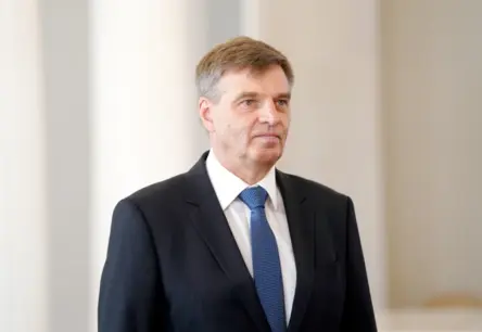 Normans Penke iecelts par Latvijas vēstnieku Zviedrijā, apliecinot abu valstu ciešās saites