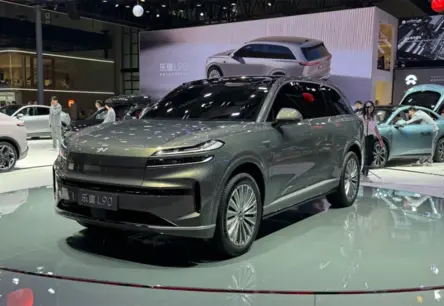 Onvo piedāvā kompensāciju par aizkavētu elektroauto piegādi: $7 dienā klientiem