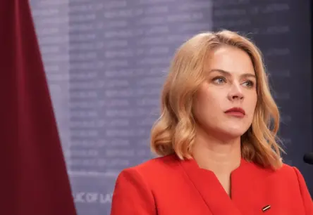 Opozīcija vēlas premjeres demisiju: kritika par sadarbību ar Krieviju un Baltkrieviju