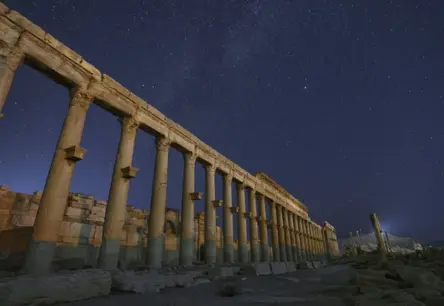 Palmīra ceļas no pelniem: Sīrijas senpilsētas atjaunošana miera un cerības zīmē