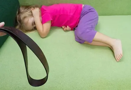 Par bērna sišanu patēvam piešķirta divu gadu probācijas uzraudzība