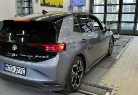 Pārsteidzoši rezultāti: VW ID.3 akumulators izturējis 160 000 km testu, saglabājot 91% ietilpības!