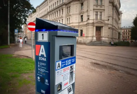 Piedāvā ieviest obligātus brīdinājumus pirms stāvvietas soda piemērošanas