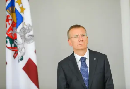 Polijas prezidents Karols Navrockis pieņēmis Rinkēviča aicinājumu apmeklēt Latviju