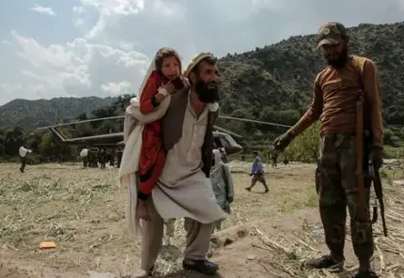 Postošā zemestrīce Afganistānā: upuru skaits pārsniedz 2200, reģions cīnās ar izmisumu