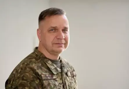 Pulkvedis Arvis Zīle stājas Krīzes vadības centra vadībā, iezīmējot jaunu drošības ēru Latvijā