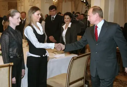 Putina un Kabajevas slepenais romāns: vai gaidāmas kāzas?