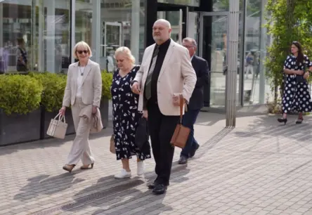 Raimonds Pauls: Klusā Gudrība un Mūžīgās Ilgas starp Skatuves Spožumu un Dabas Aicinājumu