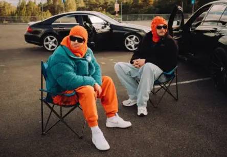 Reperi Deniss un Sudrabu Sirds pārsteidz ar jaunu dziesmu "Karuselī", pievēršoties depresijas tēmai