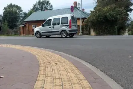 Rēzekne veiks nozīmīgus uzlabojumus pilsētvides pieejamībā cilvēkiem ar īpašām vajadzībām