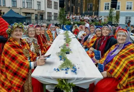 Rīga Dzīvo Valodas Melodijās: Starptautiskais Folkloras Festivāls “Baltica 2025” Aizrauj ar Tradīciju Spēku