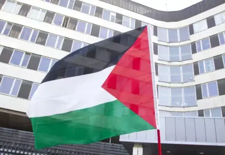 Rīgā notiks divas pretrunīgas akcijas: pilsētas sirdī tiks pausts atbalsts Izraēlai un Palestīnai