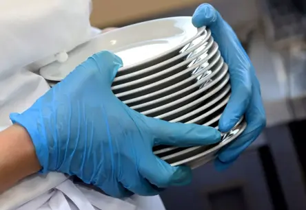 Rīgai draud pusmiljona eiro zaudējumi ēdināšanas iepirkuma vilcināšanas dēļ