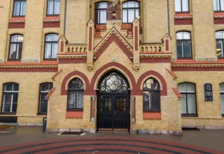 Rīgas 1. slimnīca saskaras ar pacientu neierašanās izaicinājumu: Kā 2,9% rada milzu slogu veselības aprūpei un ko darīt?