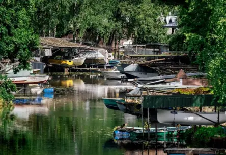 Rīgas Ūdenstūrisma Duālā Seja: Milzīgs Potenciāls un Piesārņojuma Ēnas, Kas Gaida Risinājumus